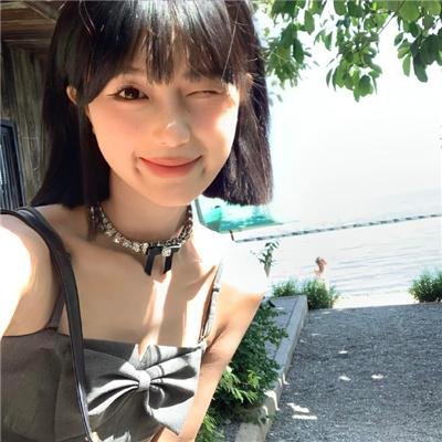 母亲的双眼